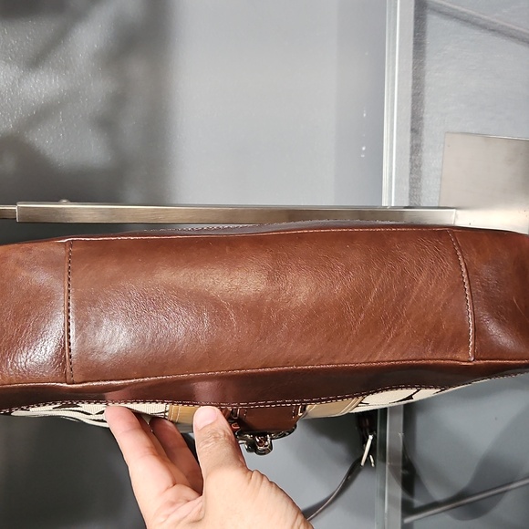 COACH EUC HAMPTON SHOULDER BAG - Picture 11 of 15